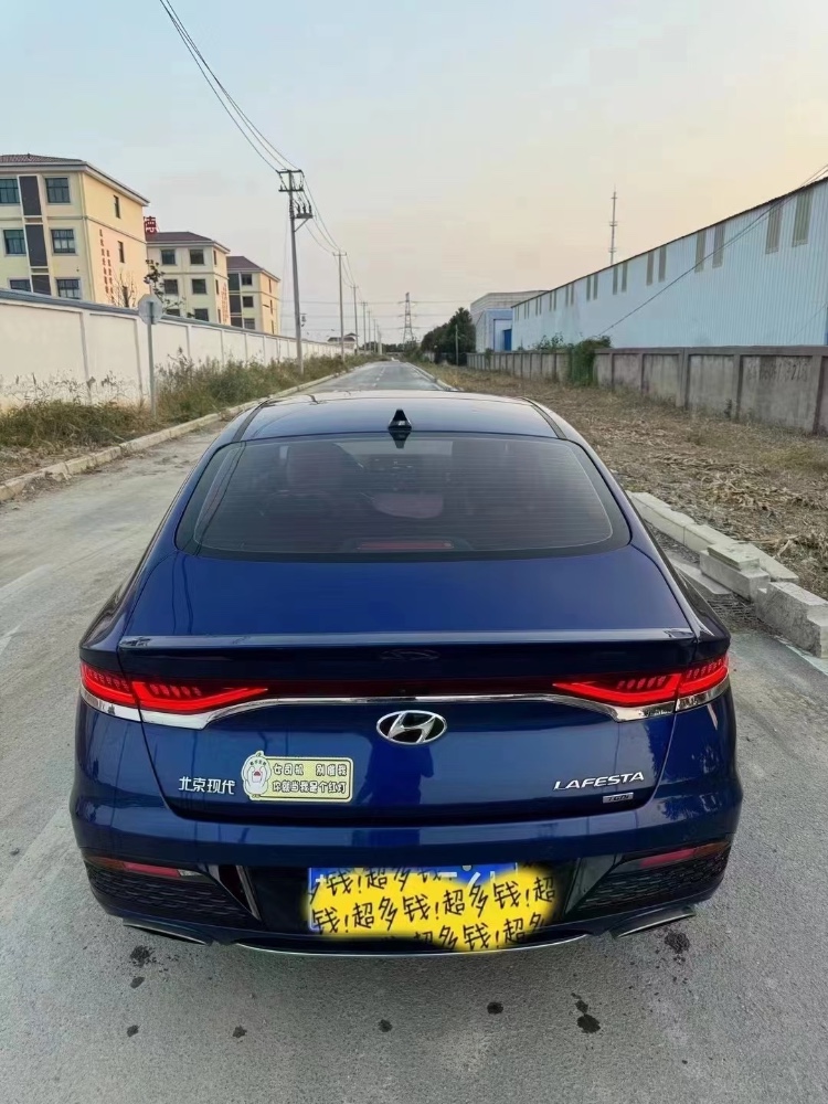 青岛20年现代菲斯塔5