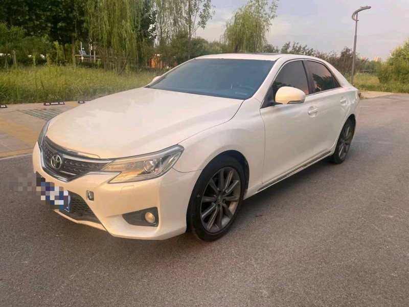 廊坊15年丰田锐志3