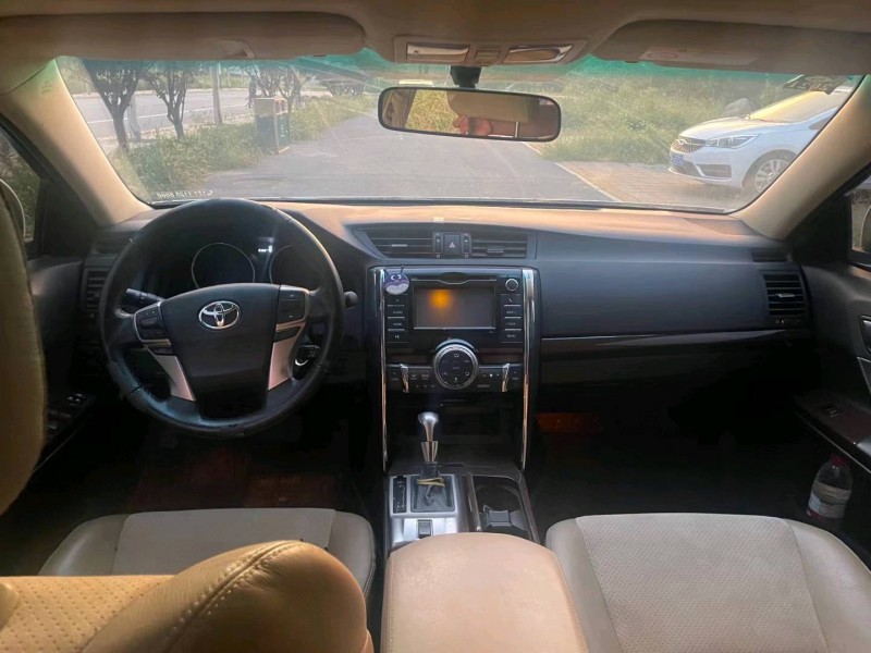 廊坊15年丰田锐志6