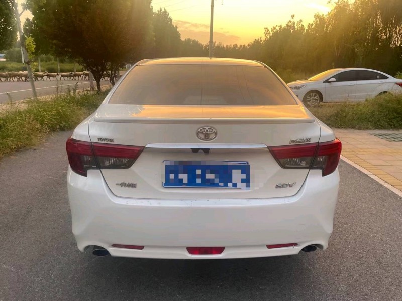 廊坊15年丰田锐志8