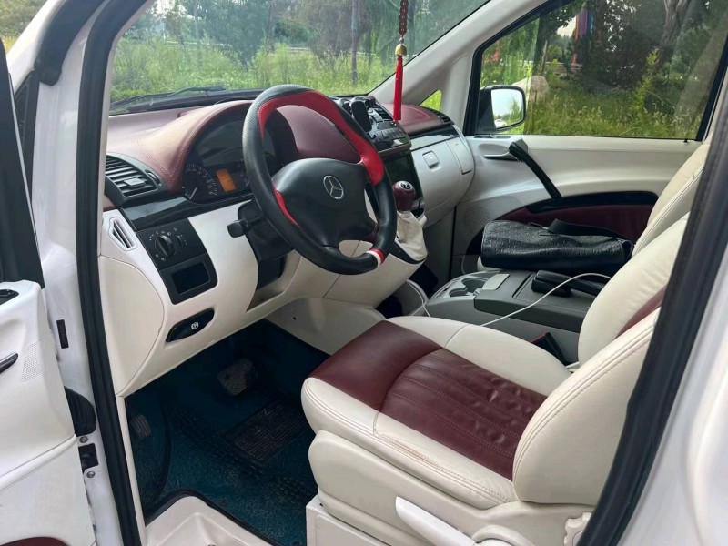 廊坊15年奔驰威霆4