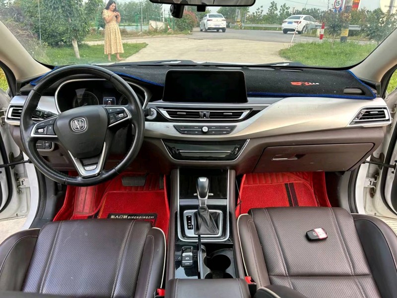 徐州19年长安汽车CC5