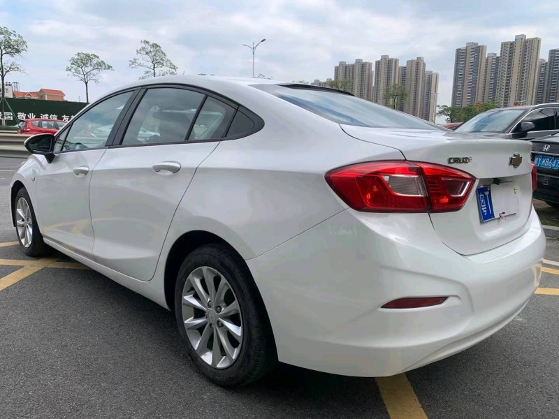 佛山17年雪佛兰科鲁兹5