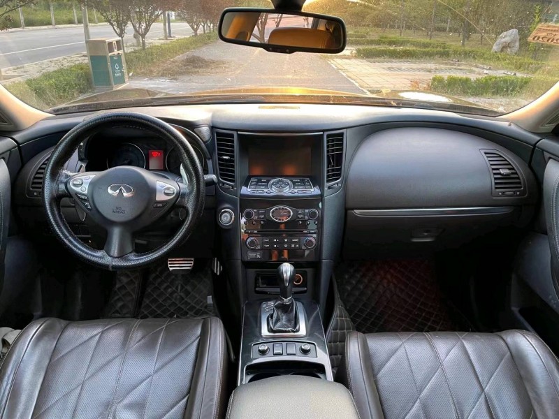 廊坊11年英菲尼迪FX355