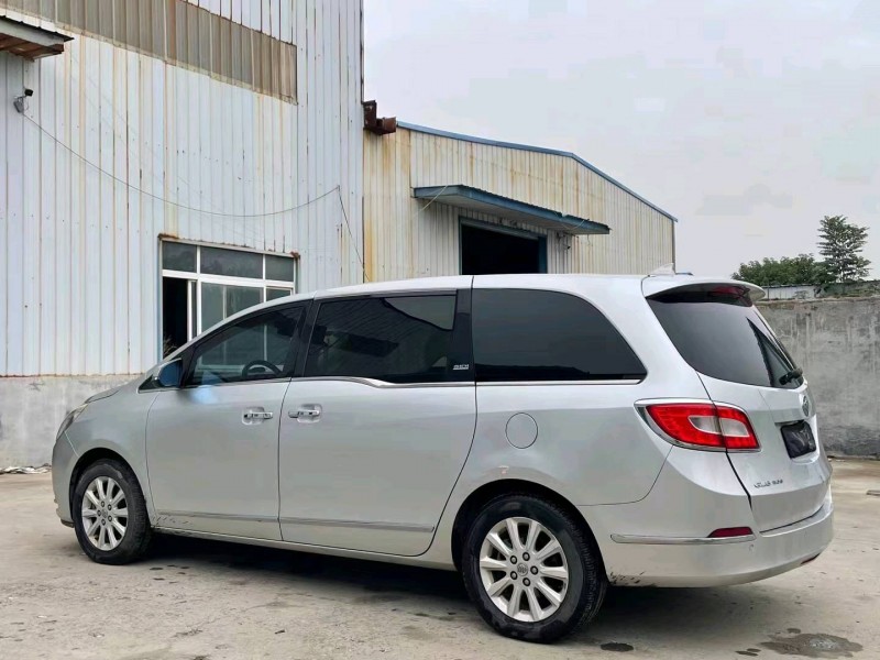 东营13年别克GL84