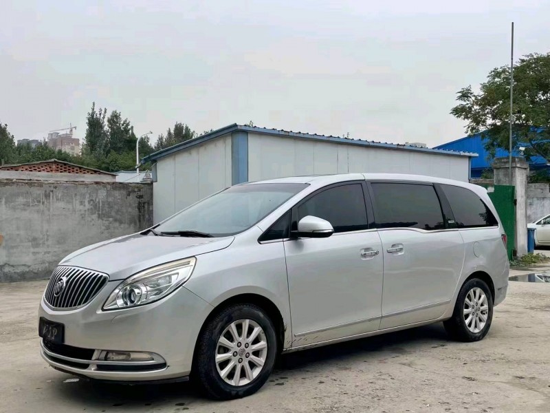 东营13年别克GL86