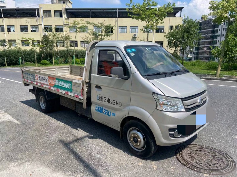 广州19年长安汽车跨越3