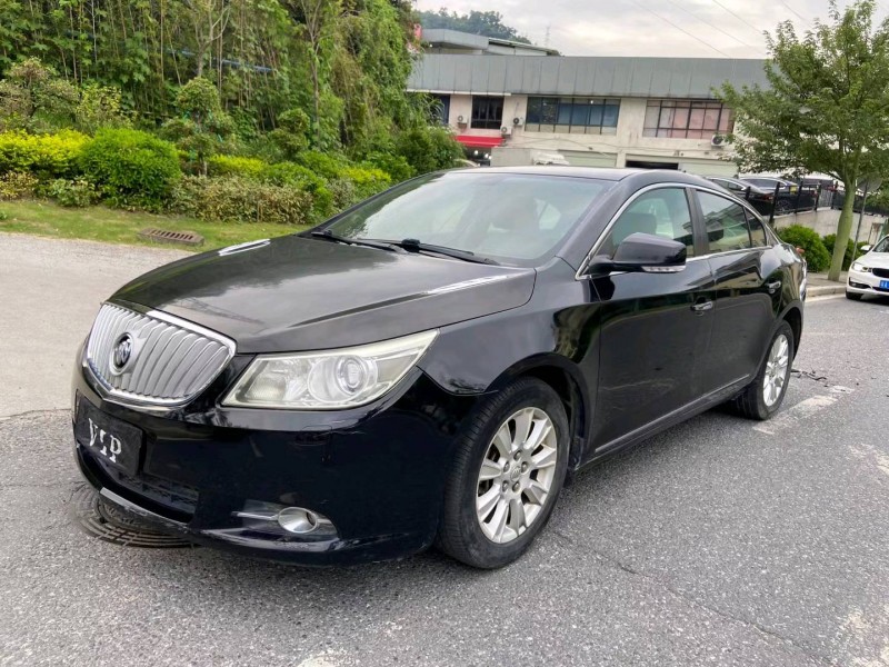 广州10年别克君越6