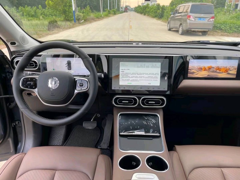 徐州23年零跑汽車C117