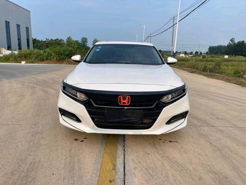 徐州19年本田雅阁1