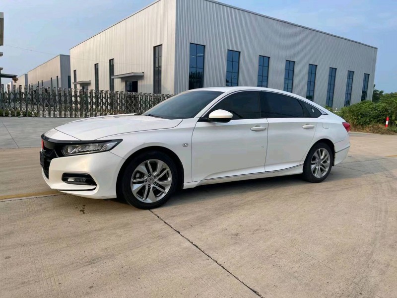 徐州19年本田雅阁2