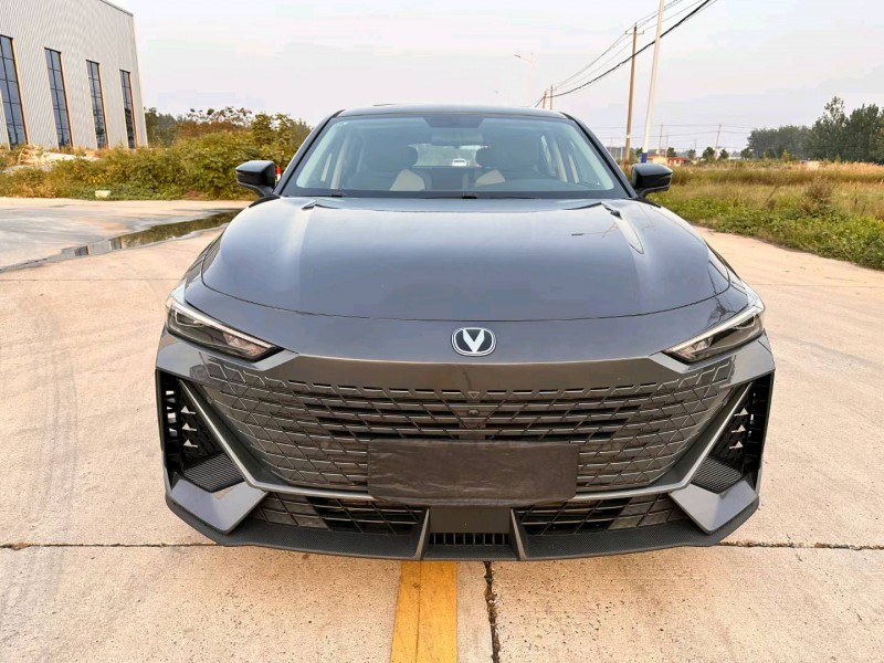 徐州23年长安汽车UNI-V1