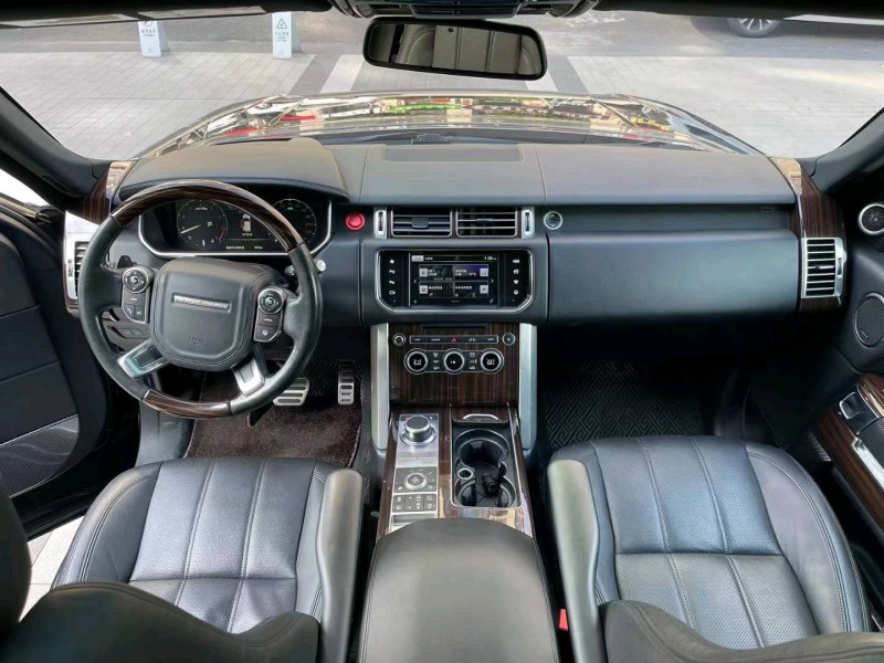 苏州17年路虎揽胜行政5