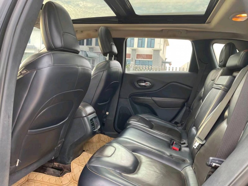 徐州16年Jeep自由光5