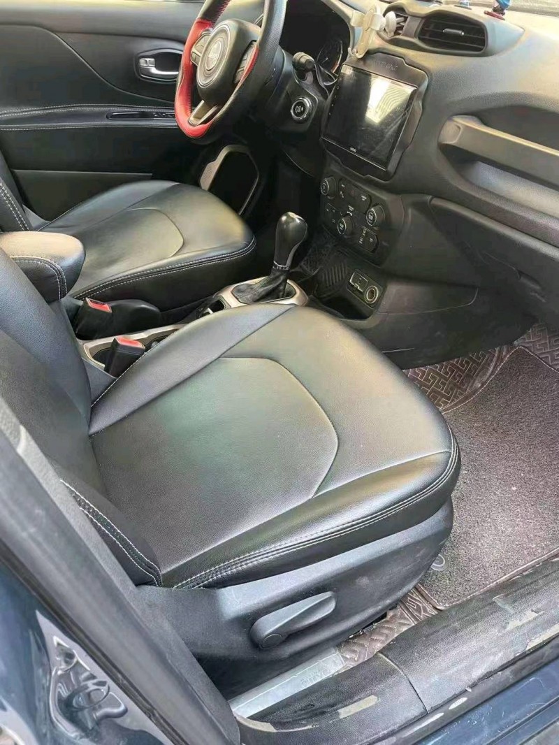 邵阳18年Jeep自由侠7