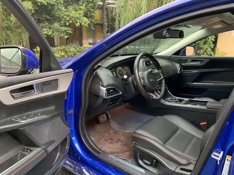 成都18年捷豹XEL7