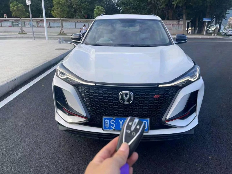 珠海20年长安汽车CS751