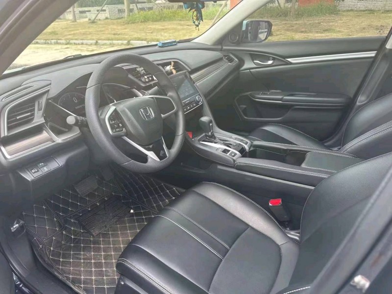 珠海22年本田思域8