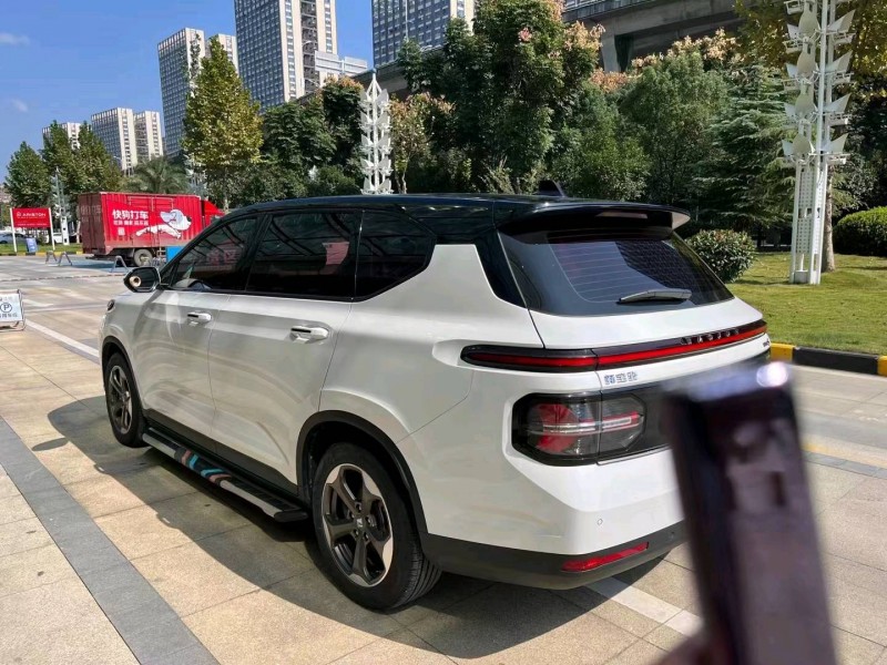 宜昌19年寶駿rm55