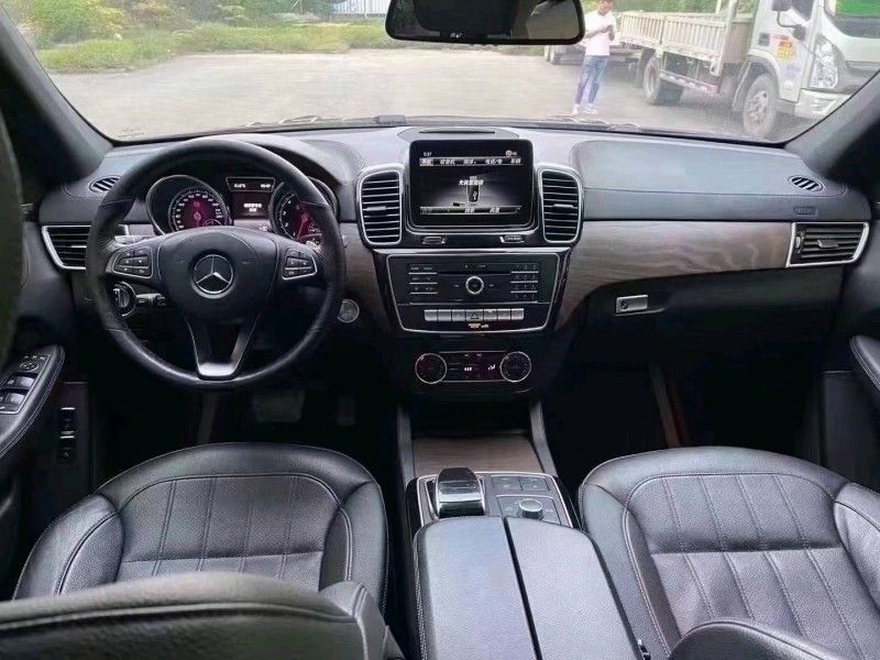 东营17年奔驰GLS3