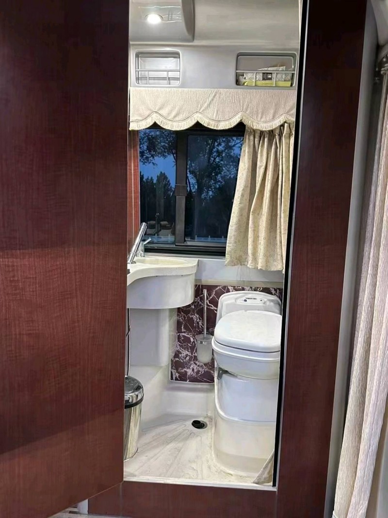 廊坊13年奔驰斯宾特5