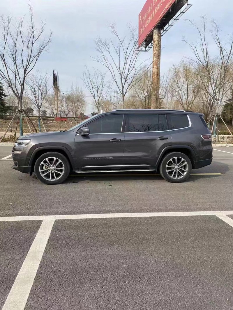 徐州19年Jeep指挥官3