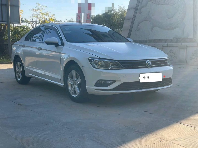 济宁17年大众凌渡3