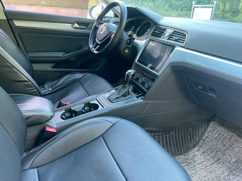 济宁17年大众凌渡6