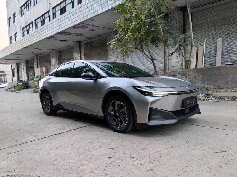 邯郸23年丰田BZ3Pro5