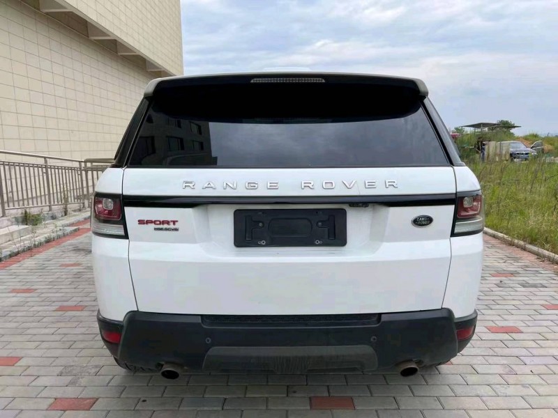 衡阳16年路虎揽胜运动8