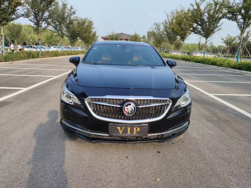 徐州16年别克君威1