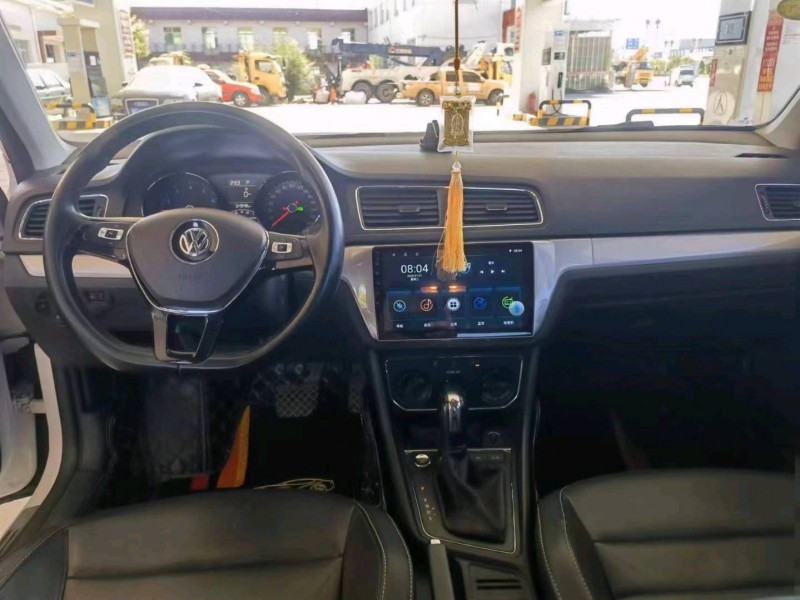 保定18年大众朗逸8