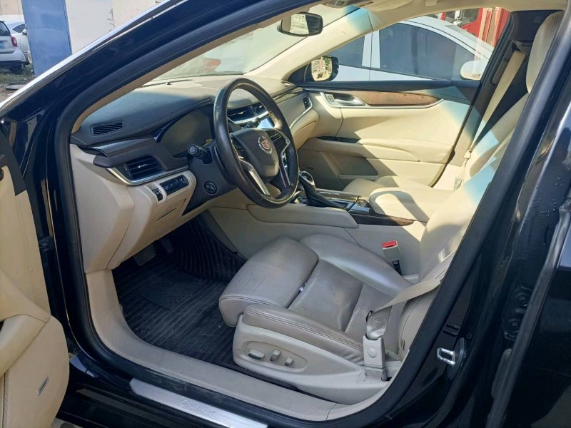 保定13年凯迪拉克SRX6