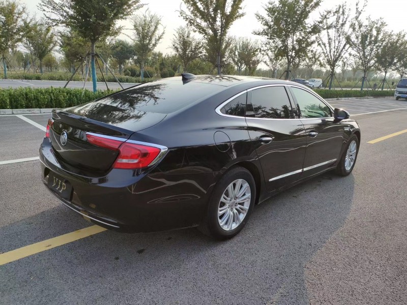 徐州16年别克君越5