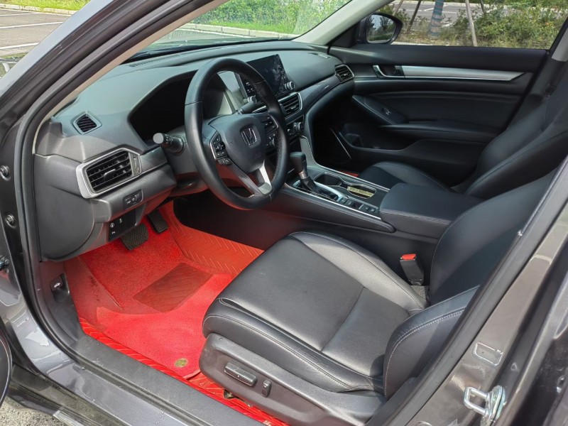 徐州21年本田雅阁4