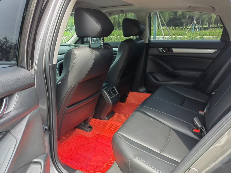 徐州21年本田雅阁5