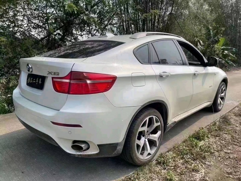 珠海10年宝马X64