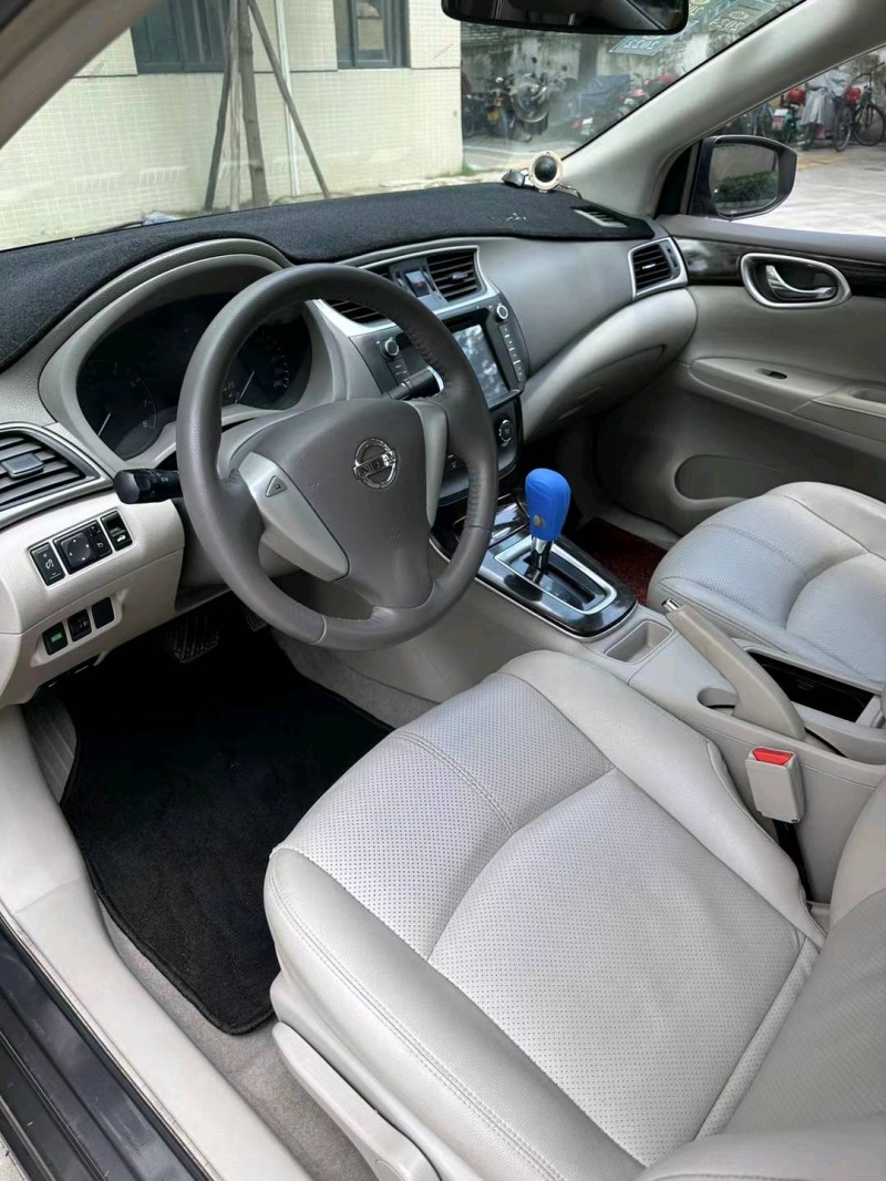 佛山16年日产轩逸6