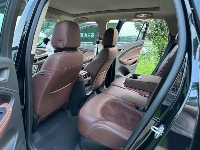 徐州17年别克昂科威5