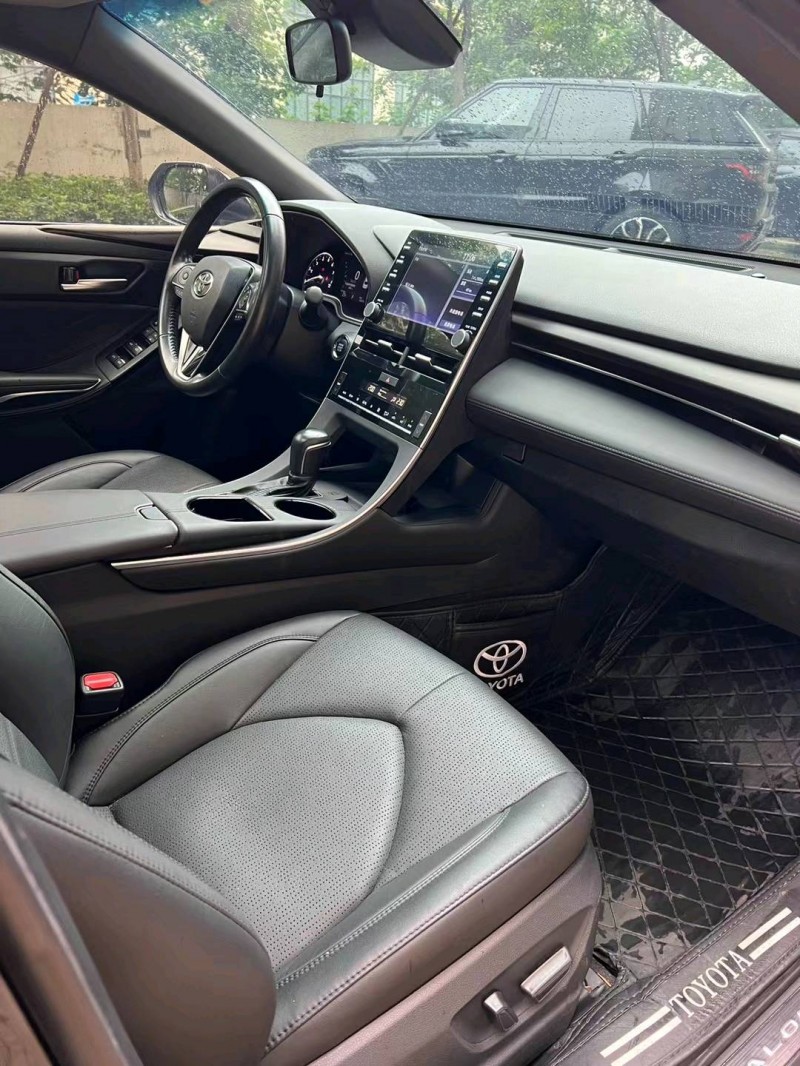 佛山20年丰田亚洲龙9