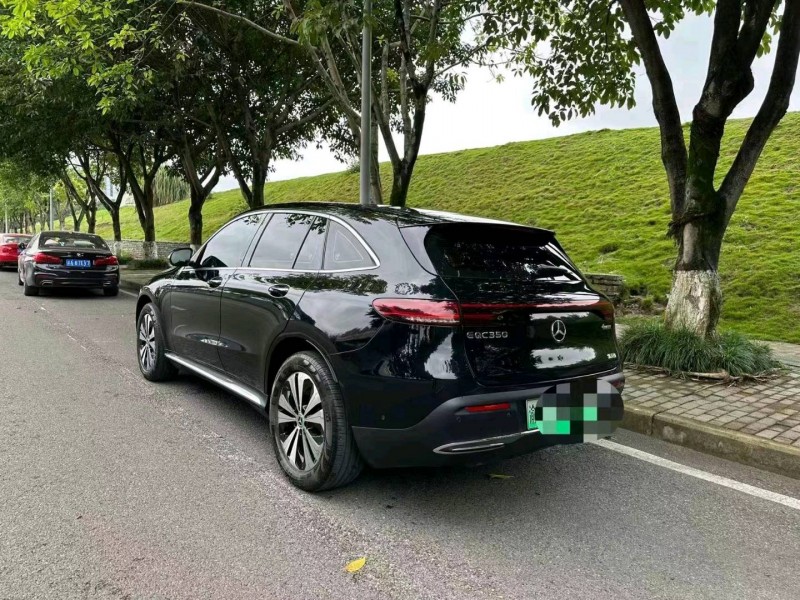 重庆20年奔驰EQC7