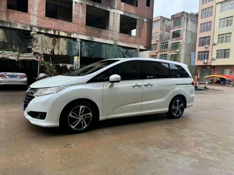 珠海18年本田奥德赛3