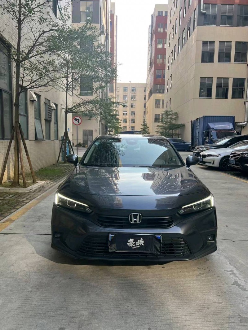 佛山22年本田思域1