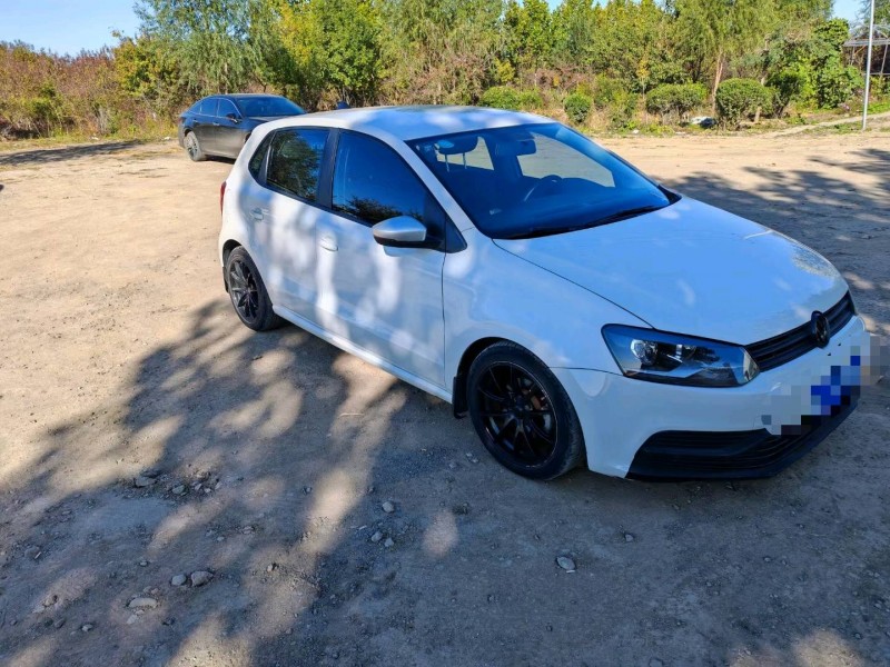 保定16年大众polo3
