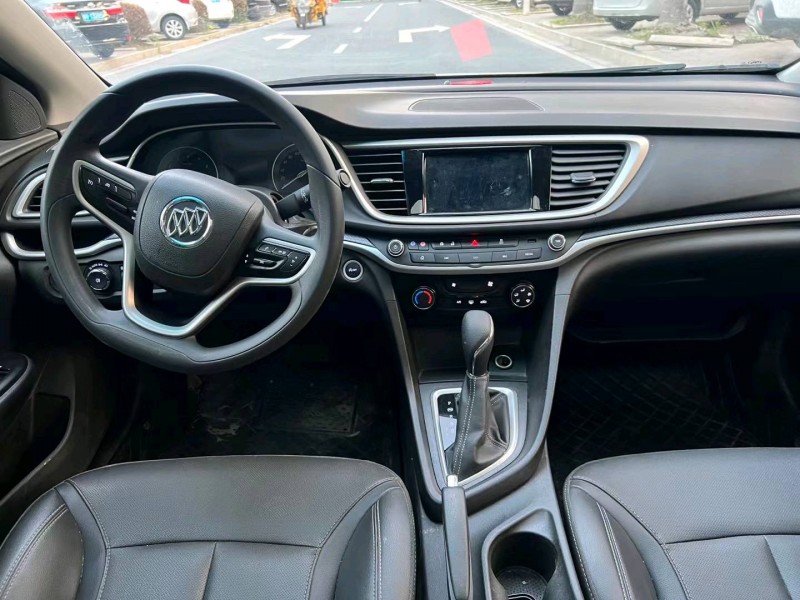 东莞21年别克英朗6