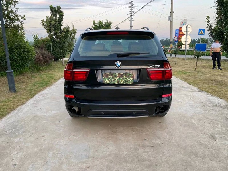 徐州13年宝马X59