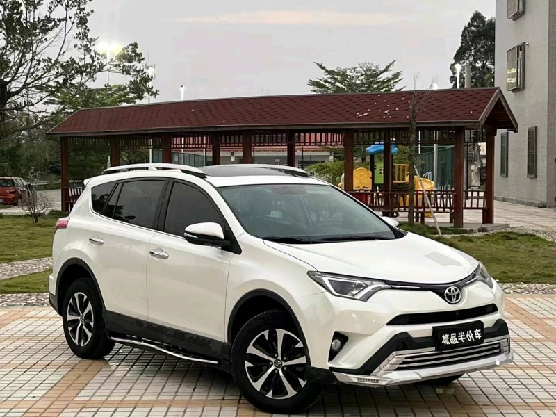 佛山18年丰田RAV4荣放2