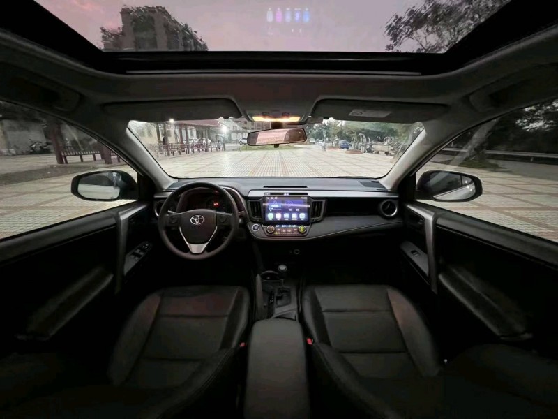 佛山18年丰田RAV4荣放6