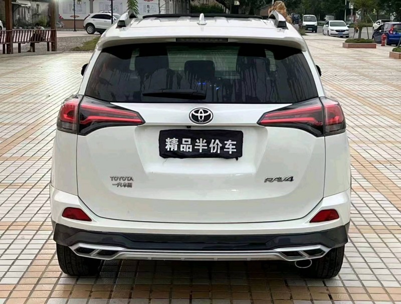 佛山18年丰田RAV4荣放9
