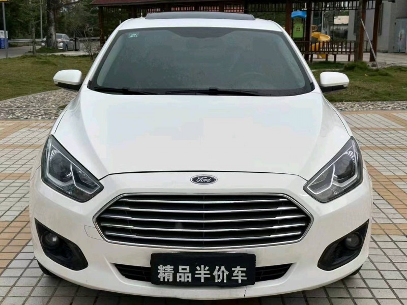 珠海18年福特福睿斯1